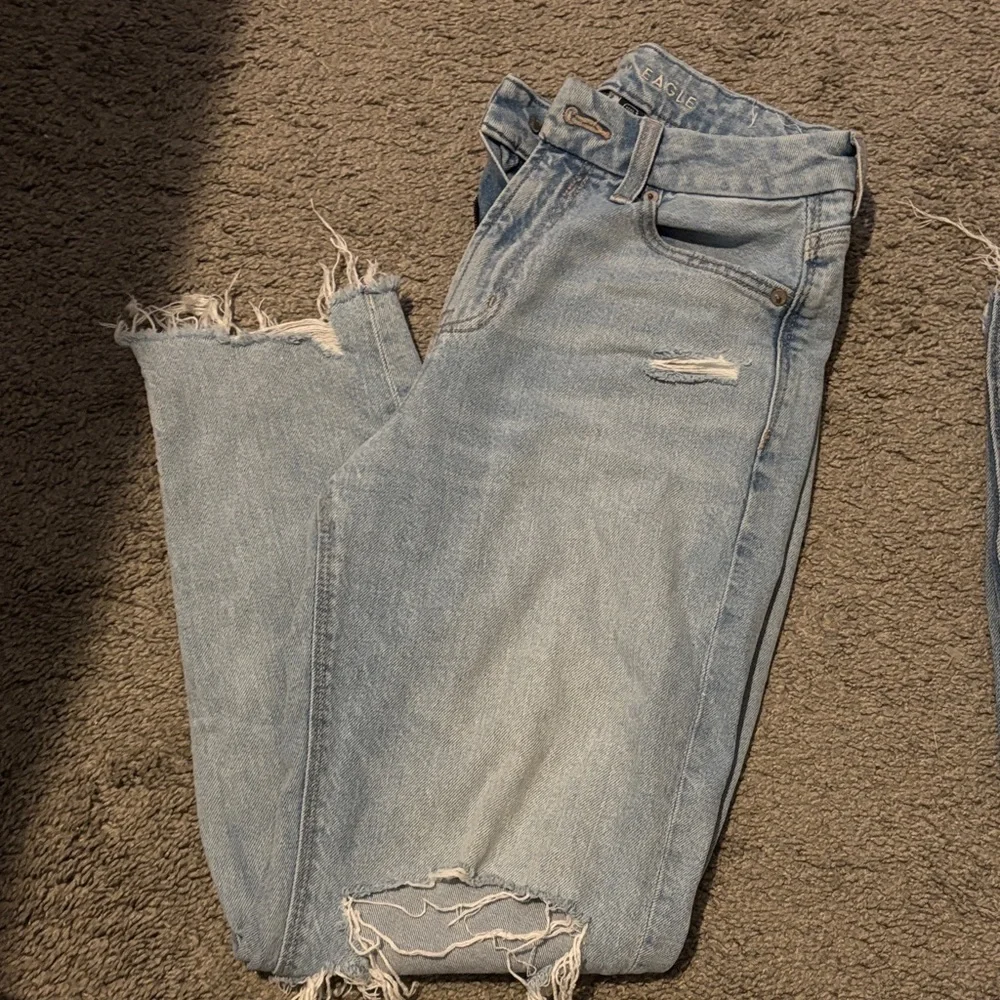 American Eagle Outfitters Light Blue Boyfriend Jeans - Picture 1 of 5